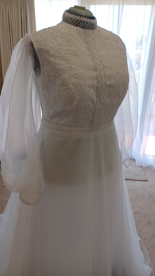 EMMA (Size 18) $269 down from $1099