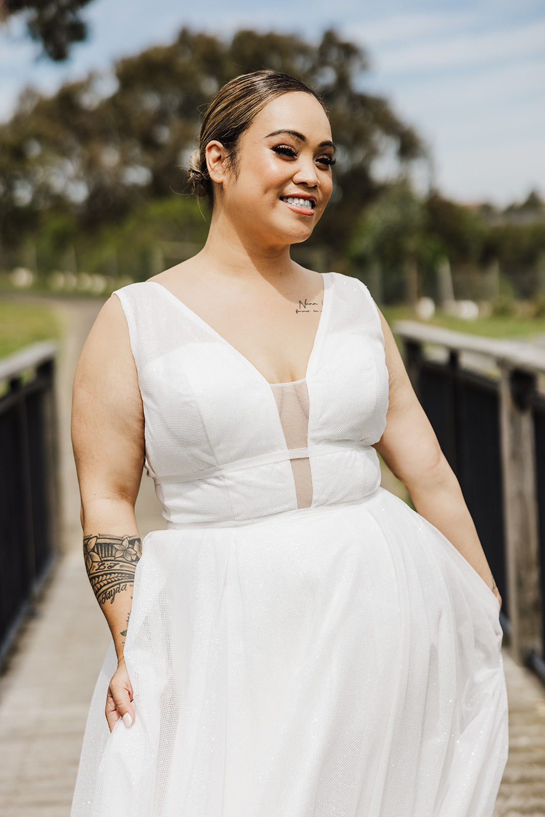 ZOE (Size 16)  $399 down from $1259