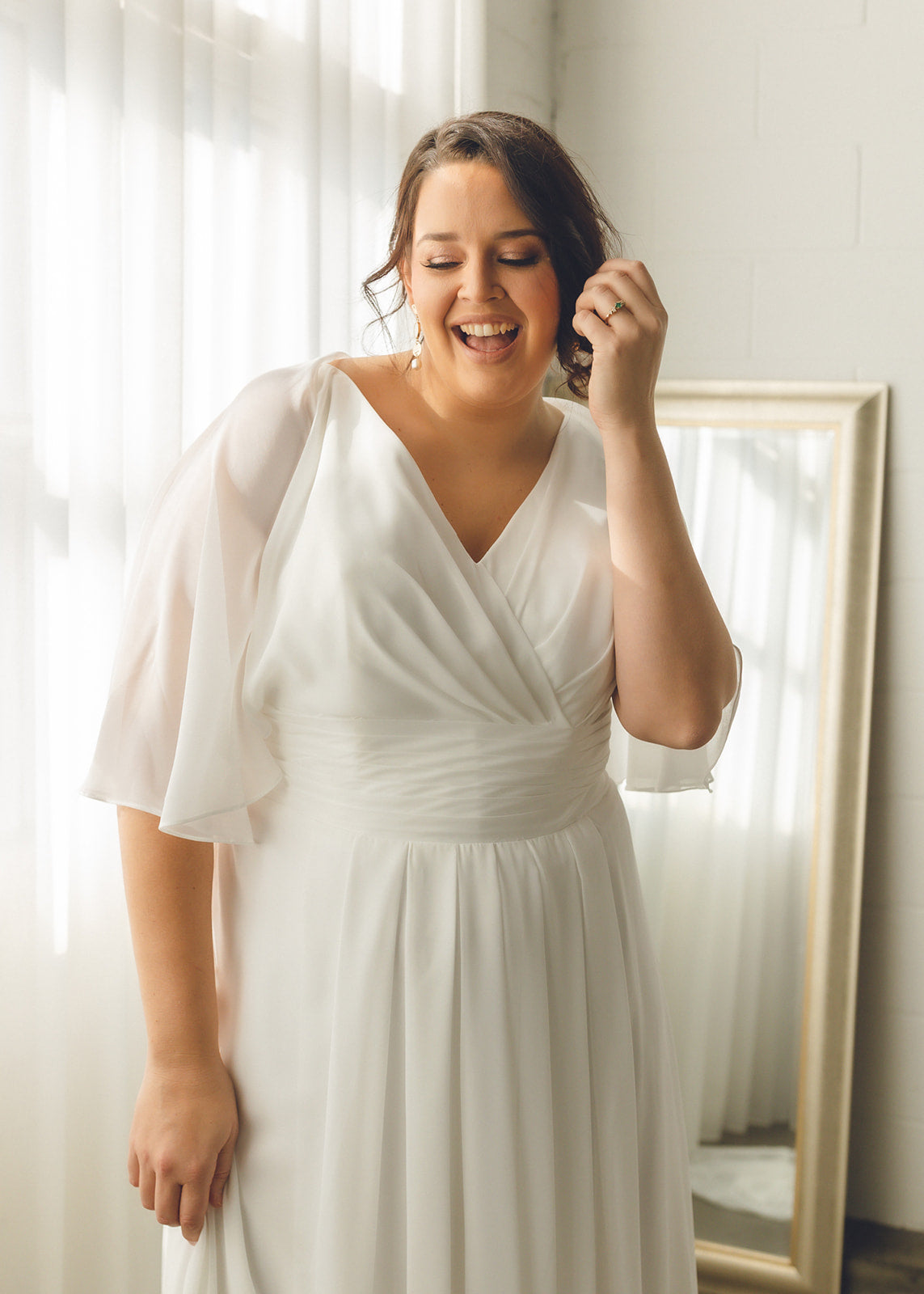 AUDREY (Size 20/22) $269 down from $859