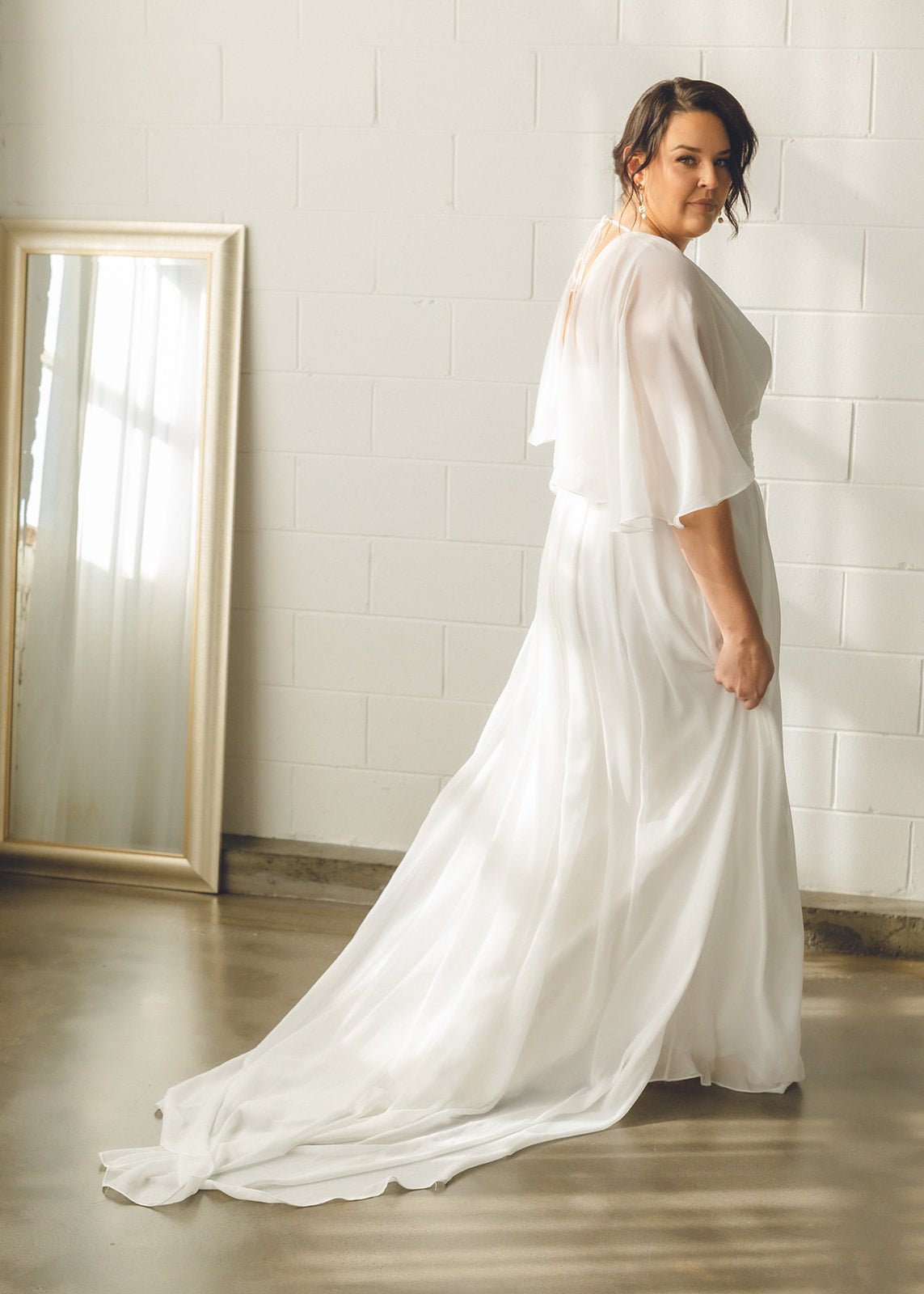 AUDREY (Size 20/22) $269 down from $859